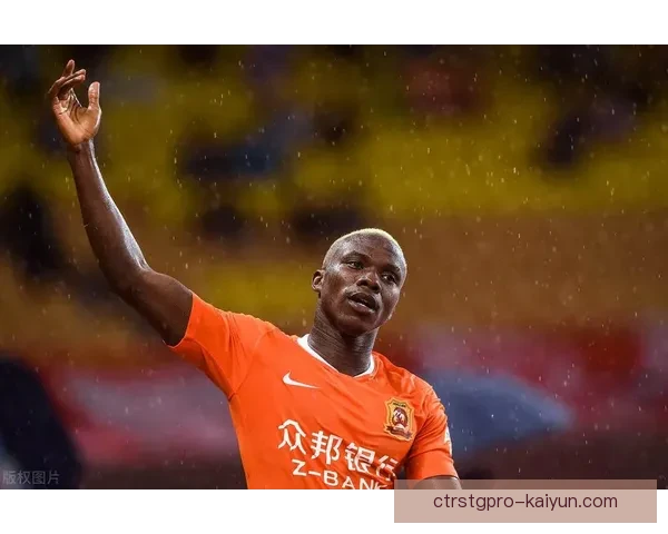 伯恩利中路渗透表现分析，球队整体进攻策略逐渐显现。